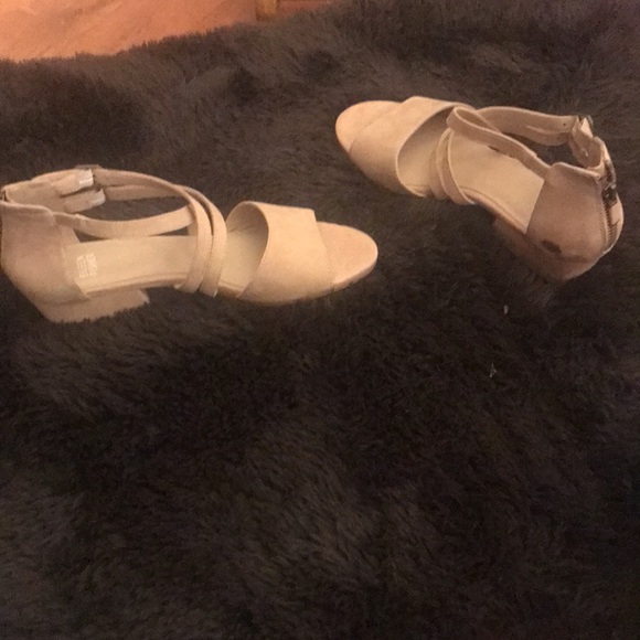 NEW Eileen Fisher women Sandals Kyra tan Nubuck Leather Open Peep Toe Size 7.5 - Picture 3 of 13